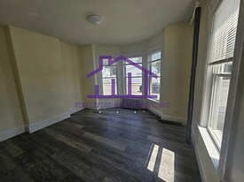 62-72 6th St in Dover, NH - Building Photo