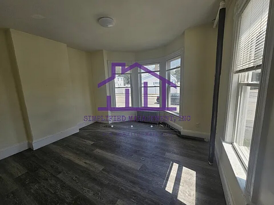 62-72 6th St in Dover, NH - Building Photo