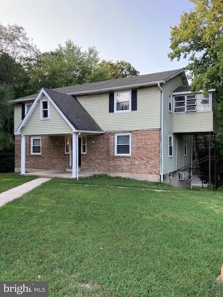 property at 1357 W Pulaski Hwy