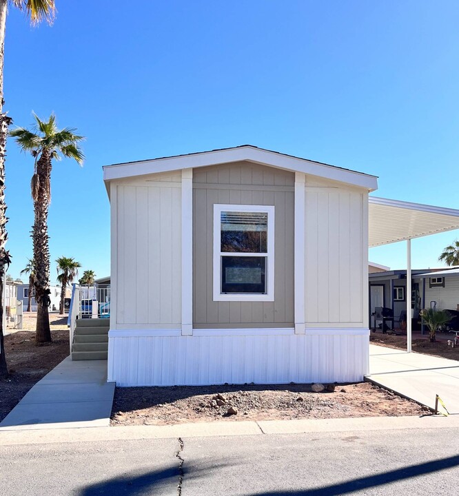 1409 N French St in Casa Grande, AZ - Building Photo