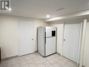 4813 Creditview Rd in Mississauga, ON - Building Photo - Building Photo