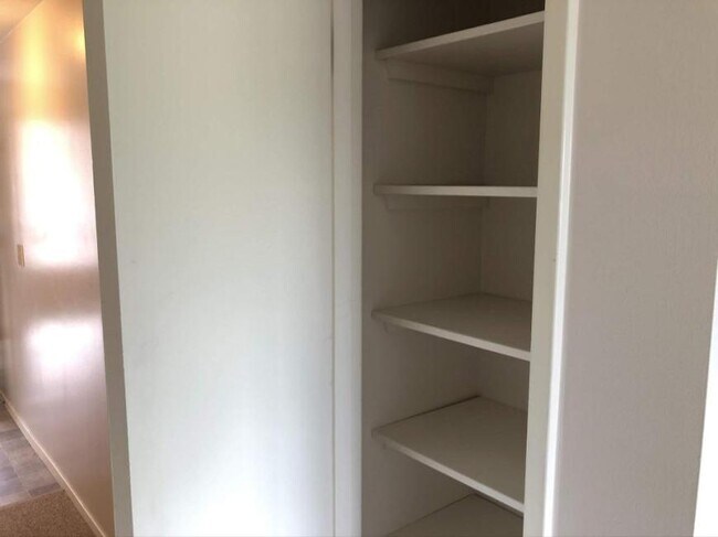 5001 Ravenna Ave NE in Seattle, WA - Foto de edificio - Building Photo