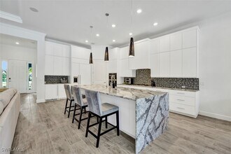 9238 Plover Dr in Naples, FL - Building Photo - Building Photo