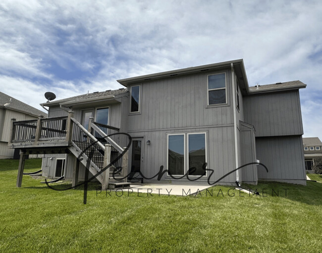 1206 Cooper Dr in Raymore, MO - Building Photo - Building Photo