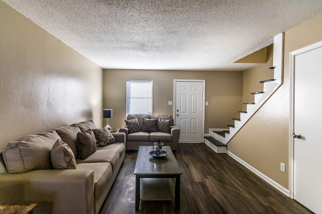 Shelby Pointe Townhomes – Spacious Living ...