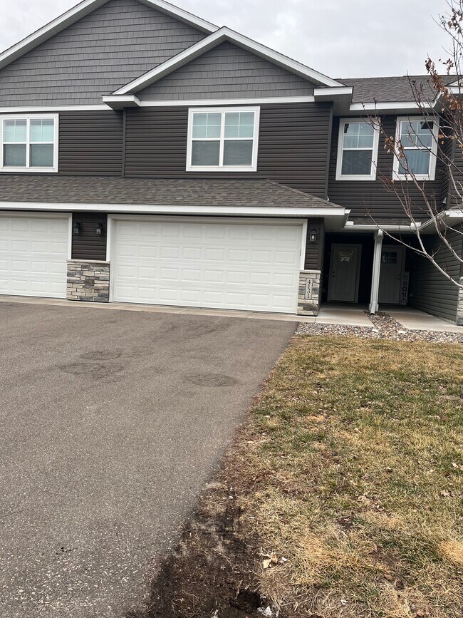 4131 228th Ave NW in St Francis, MN - Building Photo - Building Photo