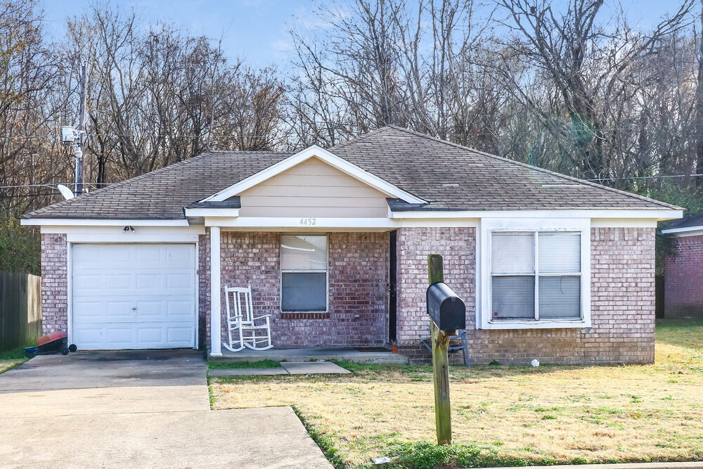 4452 S Cedar Bark Cove in Memphis, TN - Building Photo