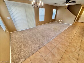 527 Cabis Bay St in Las Vegas, NV - Building Photo - Building Photo