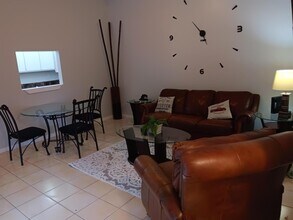 1509 Hawthorne Pl in Wellington, FL - Building Photo - Building Photo