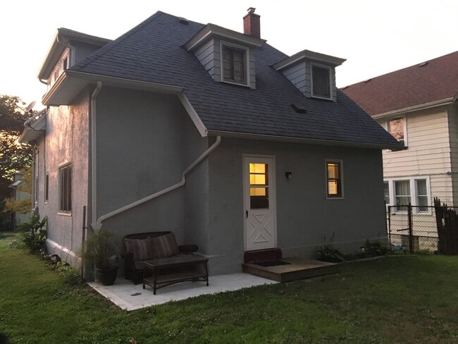 313 Para Ave in Akron, OH - Building Photo - Building Photo