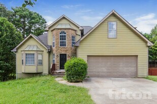 2979 Plantation Run Ct in Loganville, GA - Building Photo