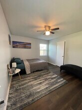 2429 Lawrenceville Hwy, Unit #8 in Decatur, GA - Foto de edificio - Building Photo