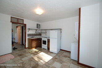 26 Seminole Ave W in Melbourne, FL - Building Photo - Building Photo