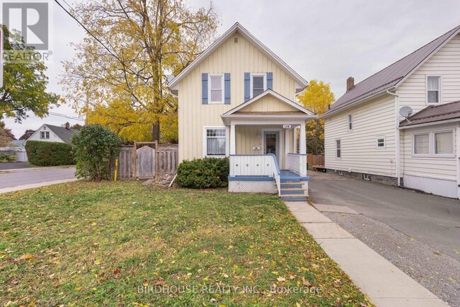 property at 126 Durham St W