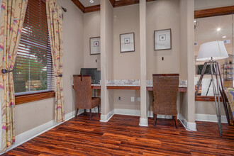 West Oaks in San Antonio, TX - Building Photo - Building Photo