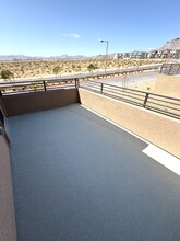 1423 Song Lark Ln in Las Vegas, NV - Building Photo - Building Photo