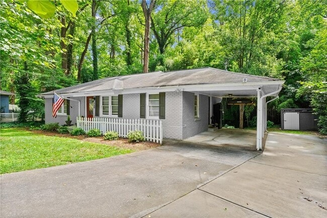 property at 269 Terrydale Dr SE