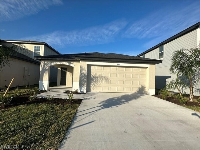 17303 Monte Isola Wy in North Fort Myers, FL - Building Photo - Building Photo