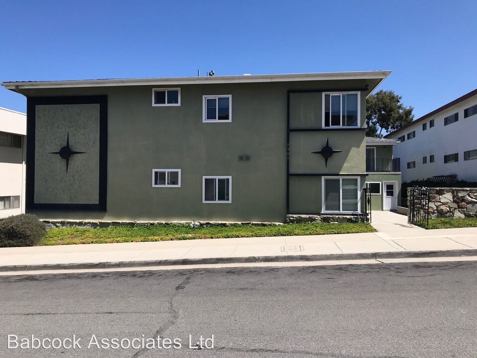 5305 Lorna St in Torrance, CA - Building Photo