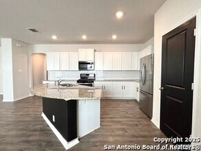 14802 Goldfinch Wy in San Antonio, TX - Building Photo - Building Photo