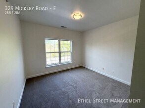 329 Mickley Rd in Whitehall, PA - Building Photo - Building Photo