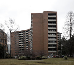 Shepherd Manor in Toronto, ON - Building Photo - Building Photo