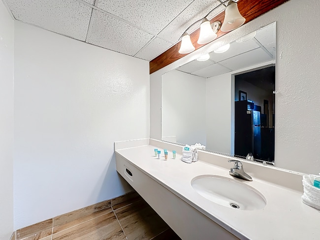 6802 Commonwealth Ave in Jacksonville, FL - Building Photo - Building Photo