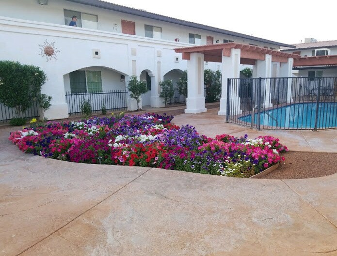 Desert Oasis Apartments El Centro, CA Apartments For Rent