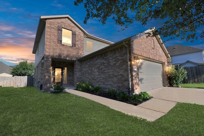 property at 8139 Heartbrook Field Ln