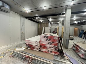 Pointe 26 in New York, NY - Building Photo - Building Photo