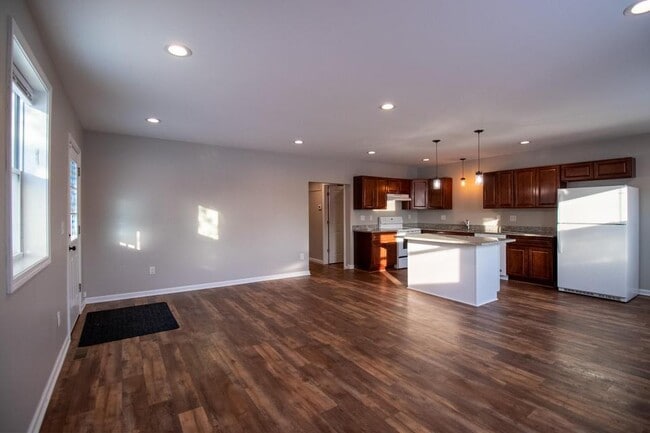 570 Wabash St in Milan, MI - Building Photo - Building Photo