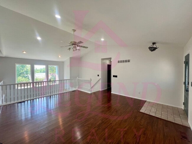 12 Royalltrail Ct in O'Fallon, MO - Building Photo - Building Photo