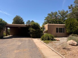 1831 Childers Dr NE in Albuquerque, NM - Building Photo