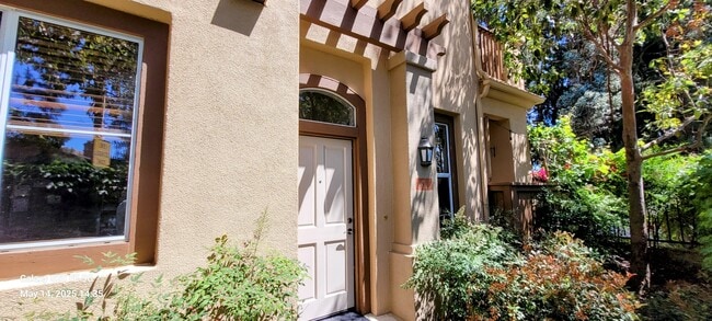 property at 2630 Dunstan Dr