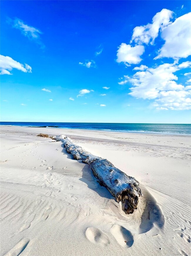 property at 253 Dune Rd