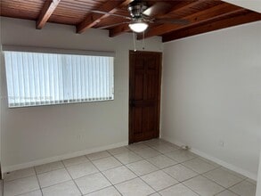 10881 SW 6th St in Miami, FL - Building Photo - Building Photo