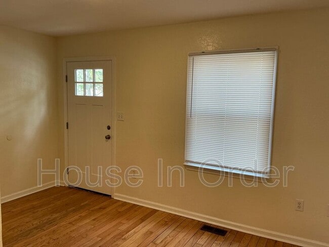 5 Rathfarnham Rd in Asheville, NC - Building Photo - Building Photo