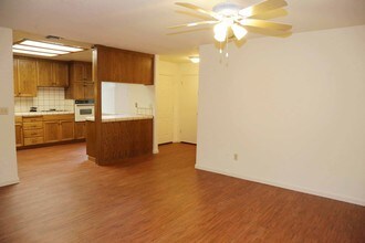 The Willows Townhomes in Oakdale, CA - Building Photo - Interior Photo