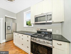 419 Reading Ave in Rockville, MD - Building Photo - Building Photo