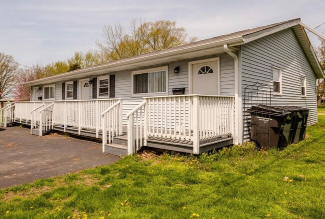 property at 212 W Locust St