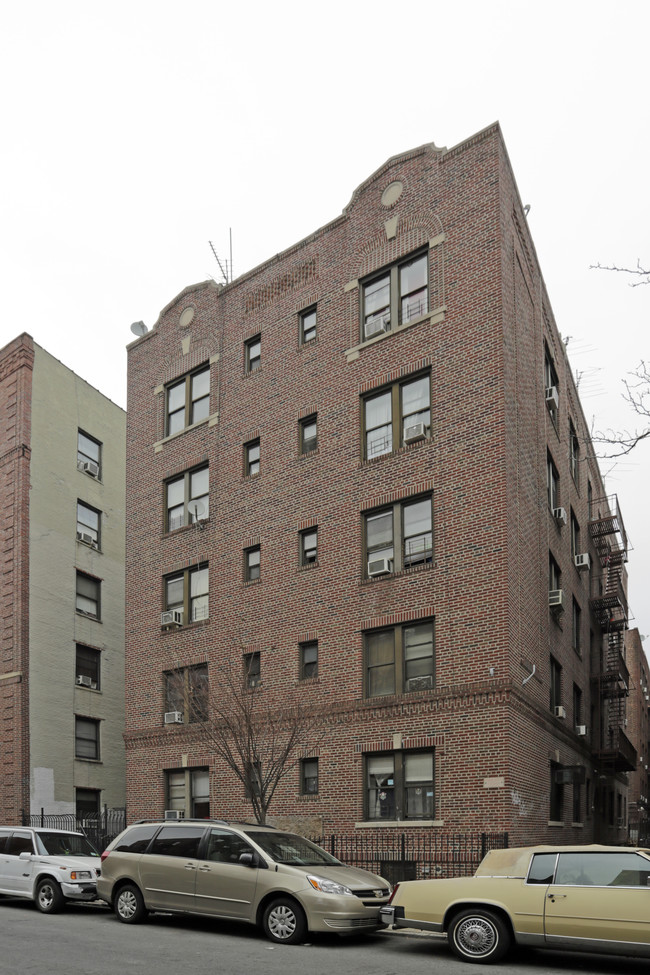 3515 94th St in Jackson Heights, NY - Building Photo - Building Photo