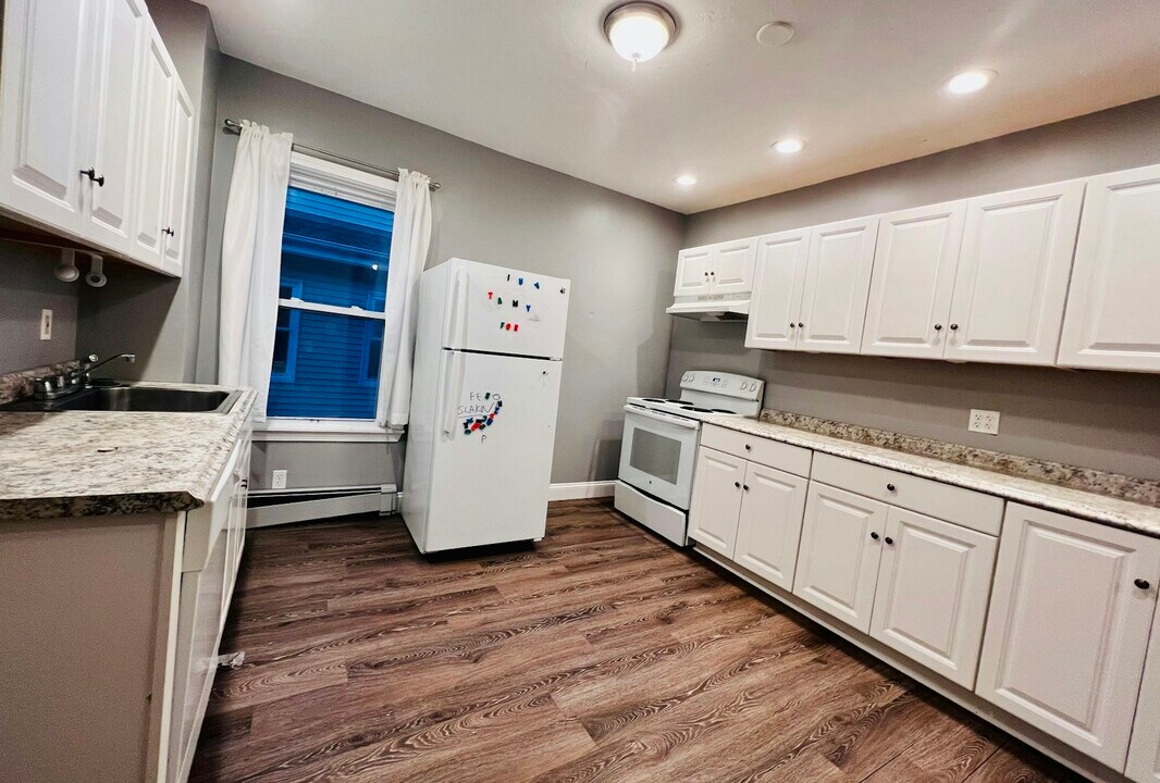 251 Copeland St-Unit -A in Quincy, MA - Building Photo