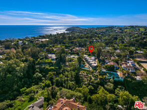 28827 Grayfox St in Malibu, CA - Building Photo - Building Photo