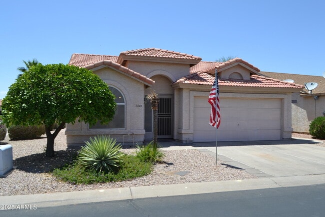 6800 S Oakmont Dr