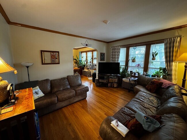 3305 N Menard Ave in Chicago, IL - Building Photo - Building Photo