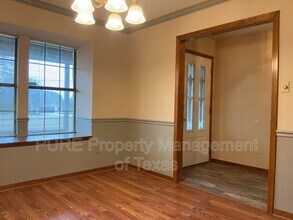 2004 Walsh Dr in Round Rock, TX - Building Photo - Building Photo