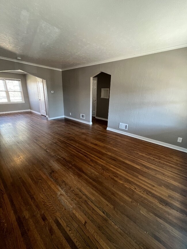 property at 5140 Evans St