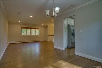 30 Clematis St in Port Jefferson Station, NY - Building Photo - Building Photo