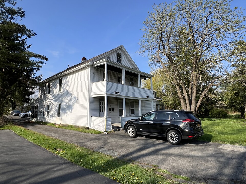 157 Manor Ave in Cohoes, NY - Building Photo