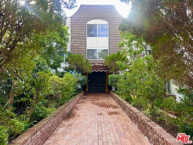 property at 5870 Green Valley Cir